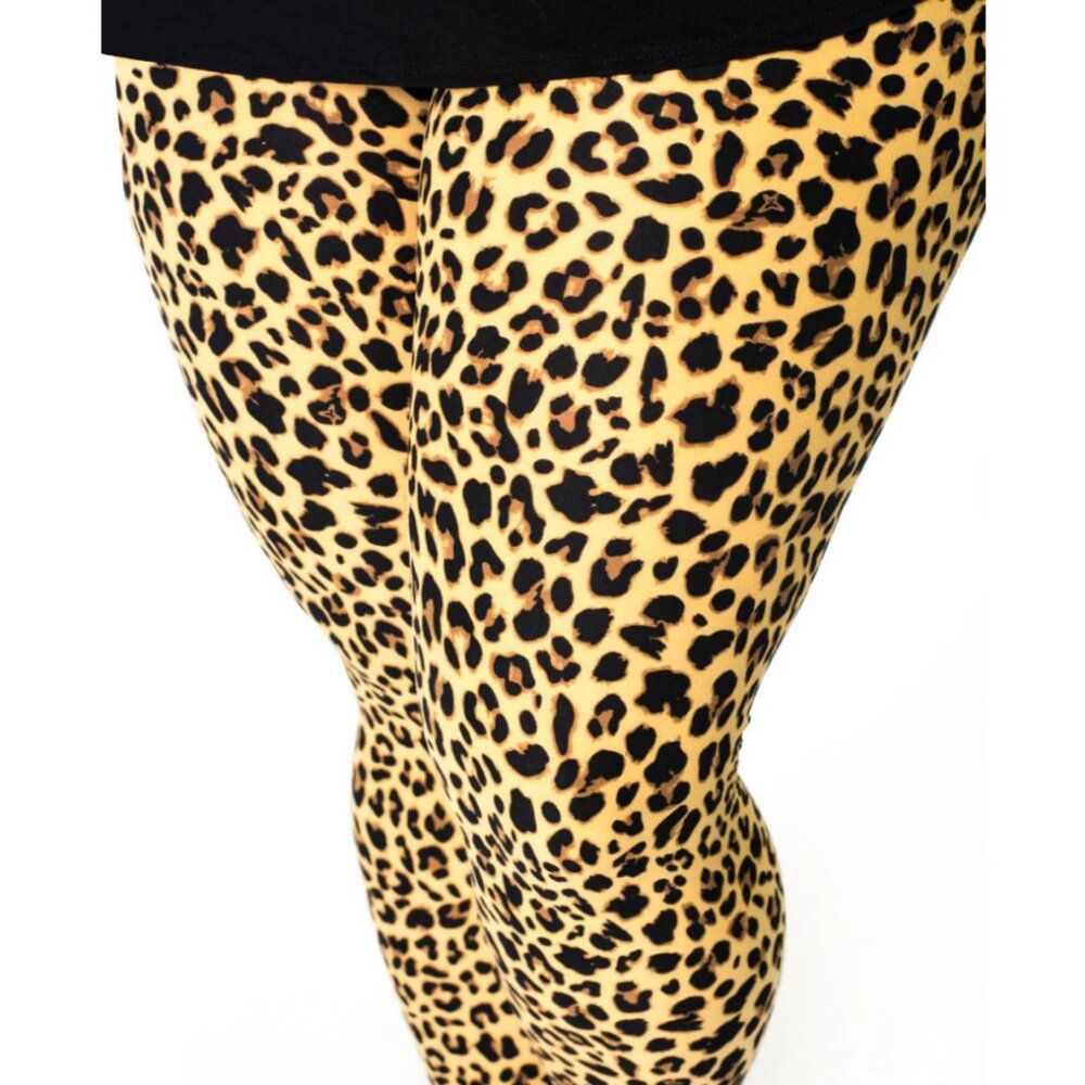 Bundle and Save! SweetLegs Signature Legging - Plus in Peggy